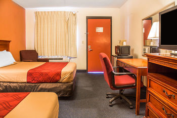 Econo Lodge Norwalk Exterior foto